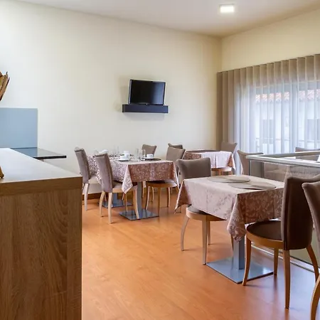 Boutique Mouras Bed & Breakfast Mondim de Basto