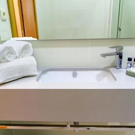 Bed and Breakfast Boutique Mouras Mondim de Basto