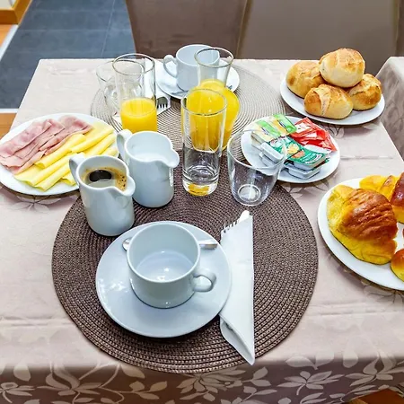 Bed and Breakfast Boutique Mouras *