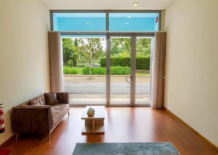 Boutique Mouras Alojamento de Acomodação e Pequeno-almoço *