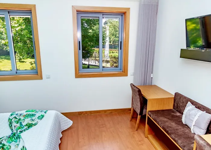 Boutique Mouras Bed & Breakfast *