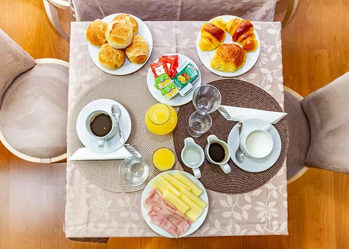 Alojamento de Acomodação e Pequeno-almoço Boutique Mouras