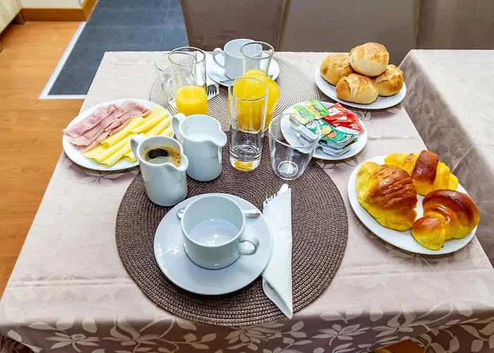 Alojamento de Acomodação e Pequeno-almoço Boutique Mouras *